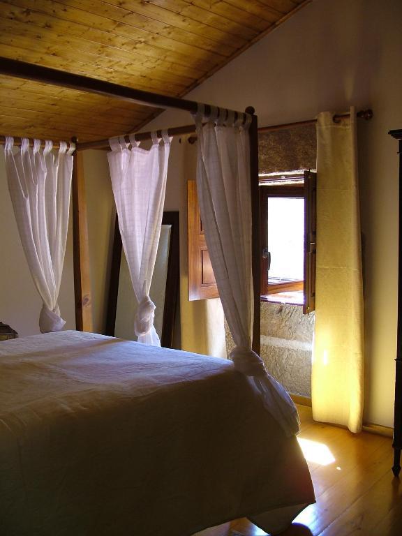 Bairro Do Casal - Turismo D'Aldeia Casa de hóspedes Vila Nova de Foz Côa Quarto foto